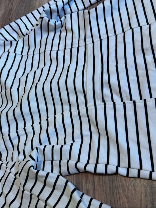 Maude White and Black Striped Knit Casual Blazer - Picture 3 of 3